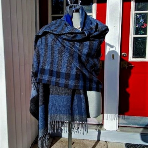 Women's Wrap by Zighilli - NWT - Picture 1 of 11